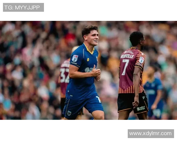 足球巨星失落时刻:那些让人心碎的低谷与痛苦瞬间 足球巨星失落时刻:那些让人心碎的低谷与痛苦瞬间